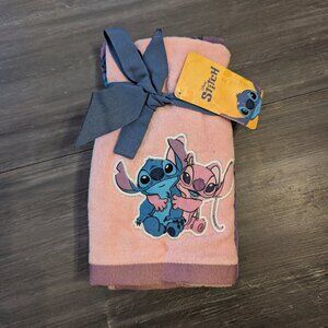 NWT 2pk Hand Towels, Disney Stitch